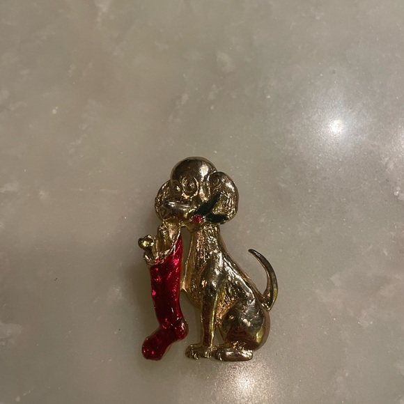 Vintage Gold Tone Dog Stocking Brooch - Picture 4 of 6